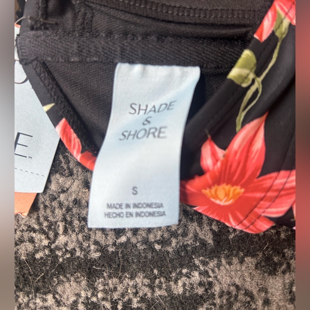 NWT SHADE & SHORE Floral One Piece With Detachable Straps & Ruching - Picture 11 of 13